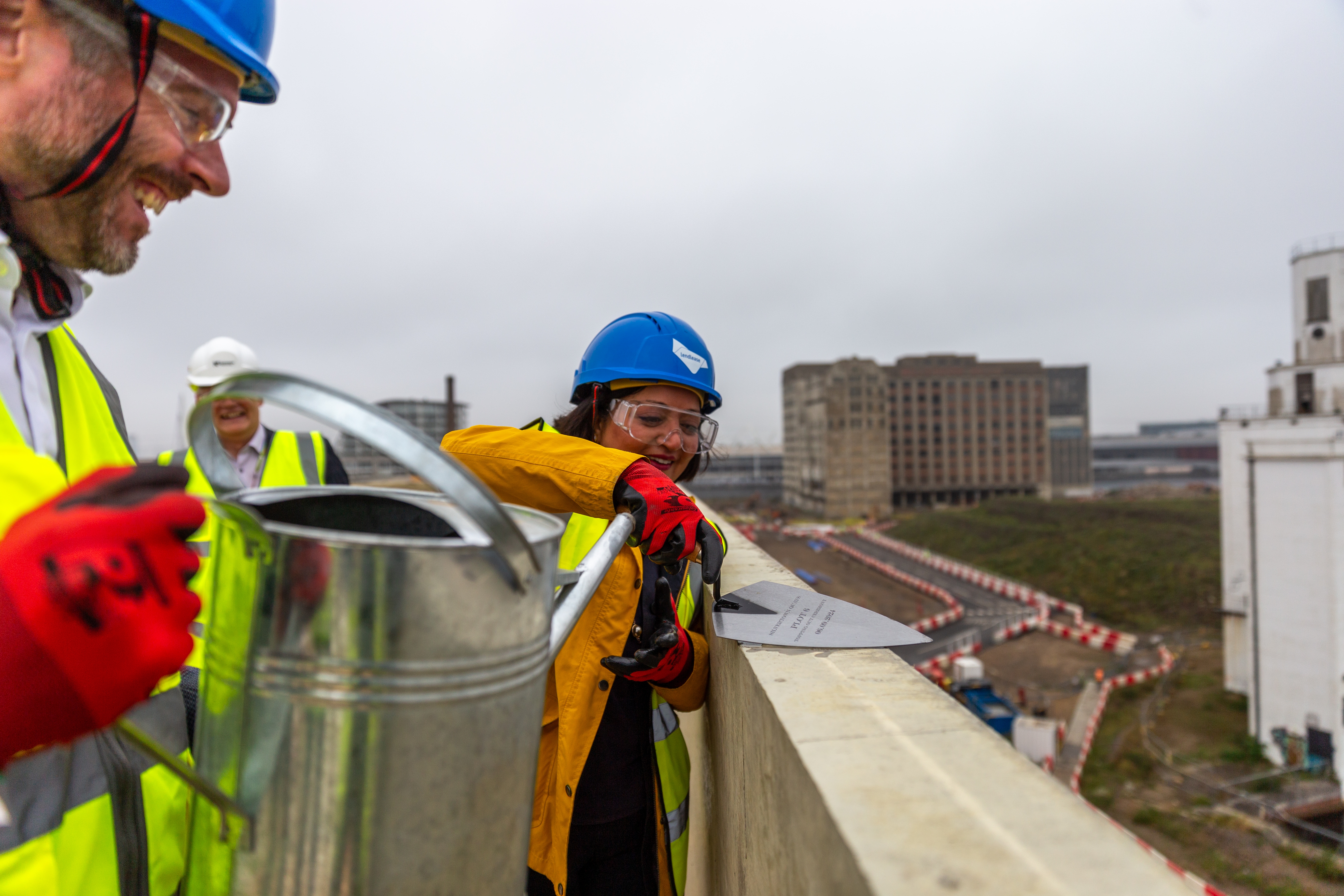 Silvertown topping out